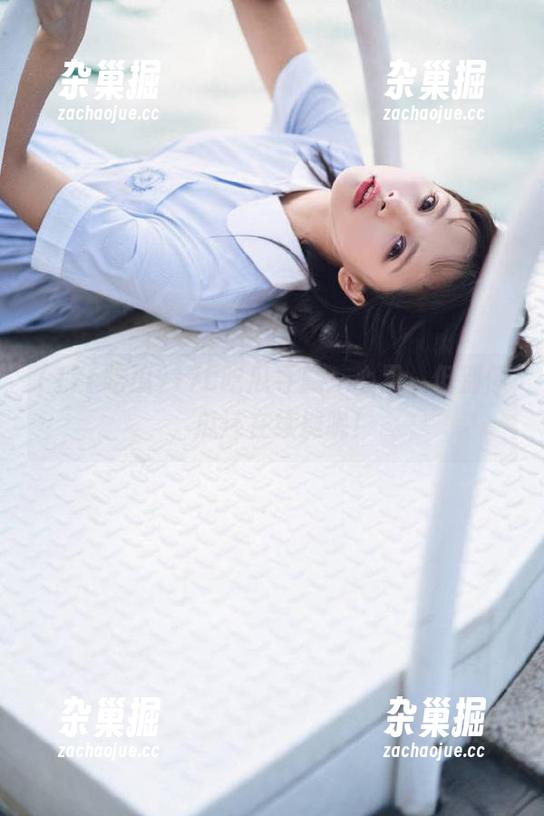 17c吃瓜 17c吃瓜导航:心累,但别停,瓜还在续摊呢!