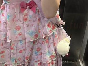 视频播放！在51.fun上，瓜和冰淇淋谁更解渴？