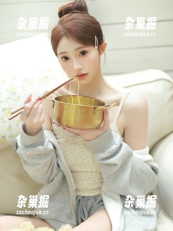 51今日吃瓜 51今日吃瓜发布:追星党们的爱恨情仇!每个瓜都像剥洋葱,越剥越痛!