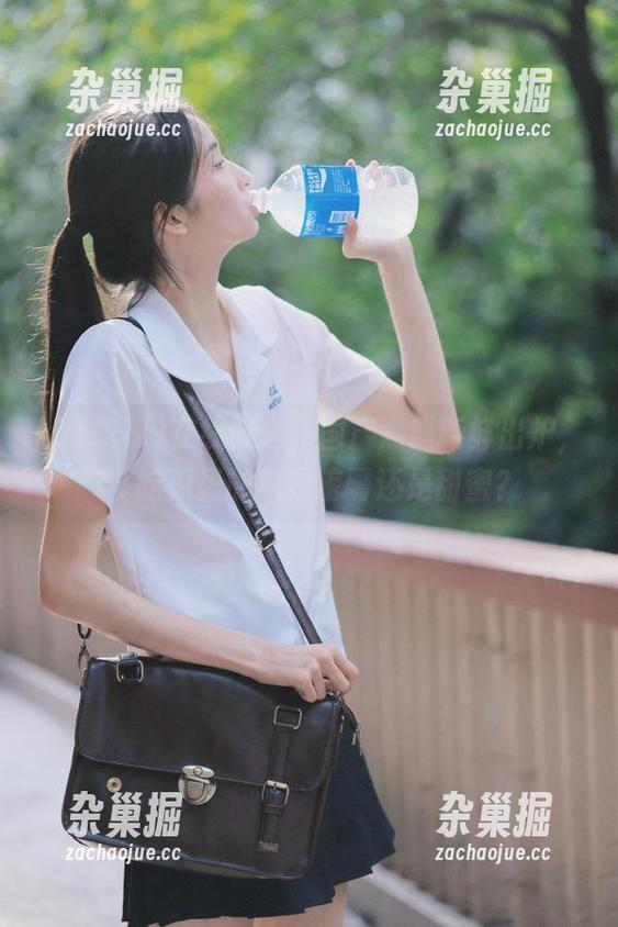 51吃瓜 在线撕逼,国产黑料新鲜出炉,51吃瓜里的瓜是磅礴还是甜蜜?