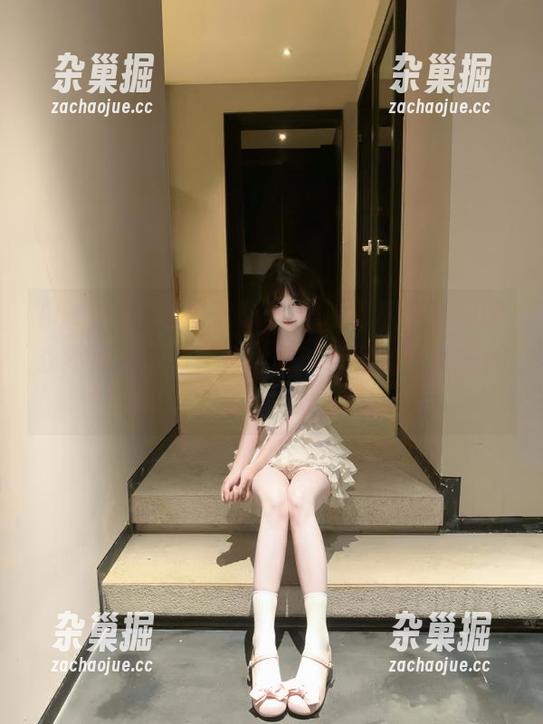 51吃瓜 吃瓜千态,在51吃瓜开启你的永不迷路之旅,每个黑料都是隐藏的彩蛋!