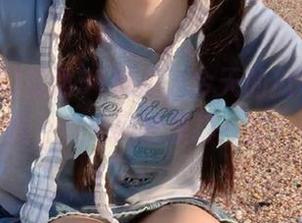 直达51吃瓜，今天的瓜好像有点酸，快来网址里打一口！