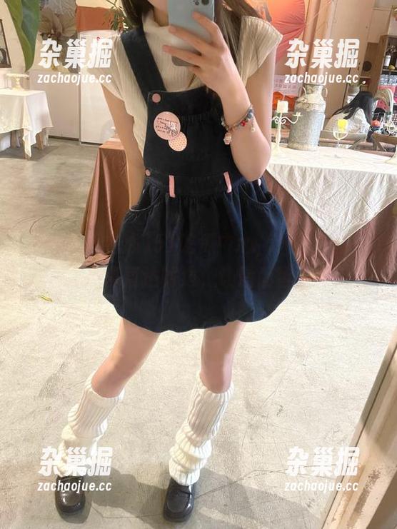 51吃瓜中心 51吃瓜中心,只需一秒,瓜事直达嘴边,让唇齿留香