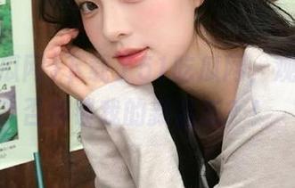 下载了51吃瓜网，观看它能否解锁我的新姿态？！