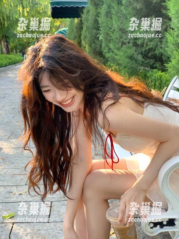 51黑料 登录51黑料,瓜一口咬下去,惊掉我的下巴,天呐!