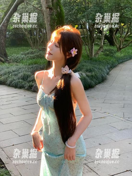 52吃瓜 看!52吃瓜视频里的逆袭大戏,没想到我也成了“吃瓜群众”哈哈!