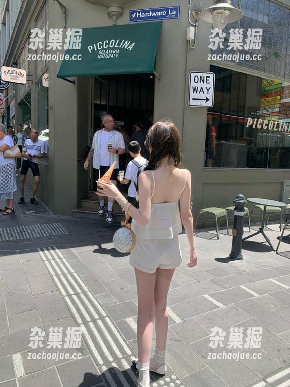 58吃瓜网 58吃瓜网里的瓜,真的是百吃不厌,各种口味轮流上,趁热吃飞艇!