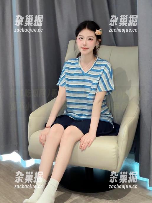 91吃瓜网 看!“91吃瓜网”app上的瓜不小心站成了风向标,老司机带你飞!