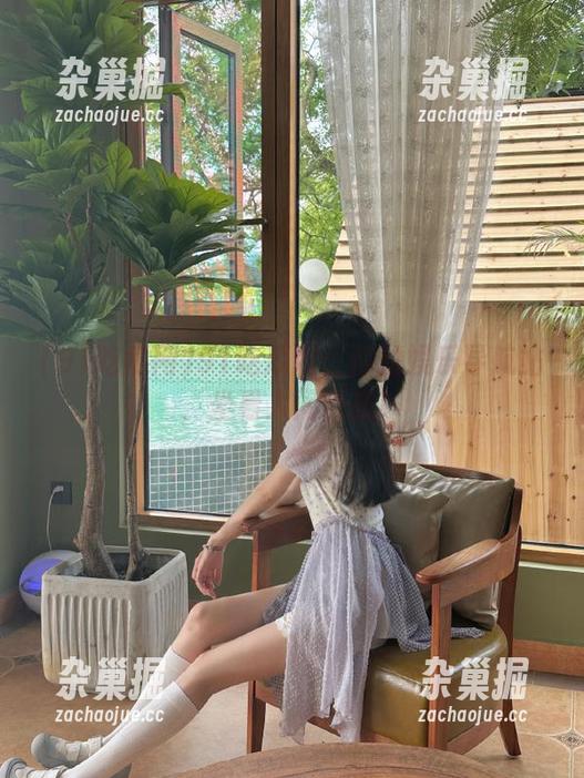 91吃瓜网 91吃瓜网:你的娱乐导航站,坐看人间百态!
