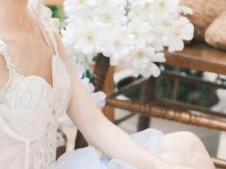 单身狗的理想：登录hlw，追逐别人的八卦，自己只想泡个面