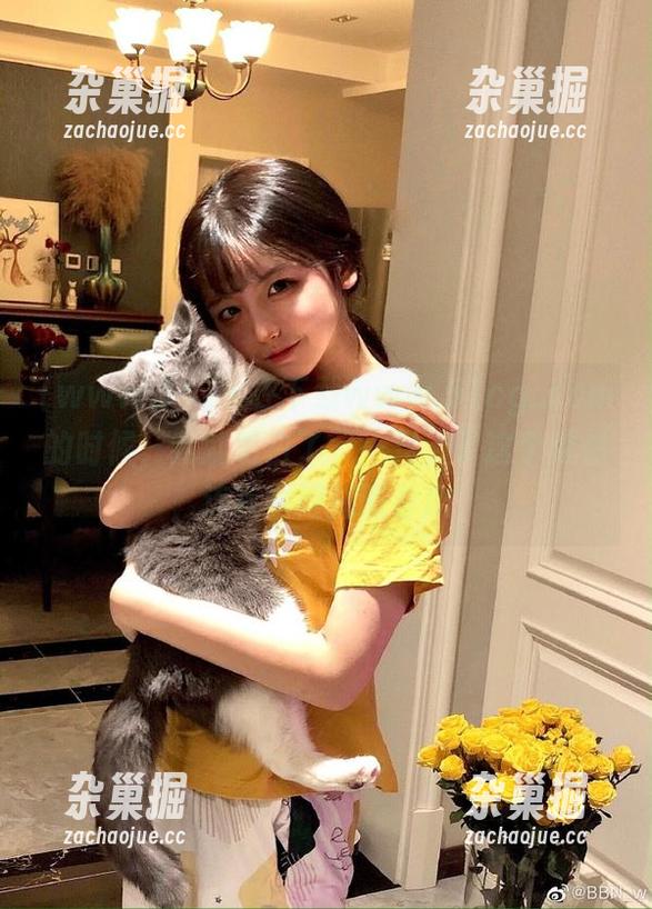 www.51 卡在下载www.51cg..com的时候,我就明白了,一旦上了这个贼船,连夜都得加班看瓜!