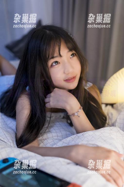 九一吃瓜 当你点击“九一吃瓜”链接,会有一些“瓜农”悄悄在你耳边说八卦哦!