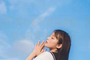 果然要下载苹果版，五一吃瓜助我获取八卦资讯！