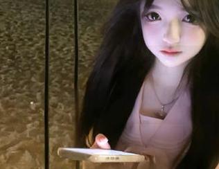 “劲爆吃瓜网站”上的八卦就像撒网钓鱼，收获满满的乐趣和惊喜！
