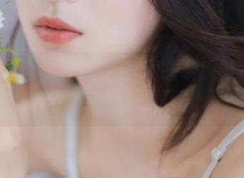 吃瓜爆料官网头条！网红发糖，网友们心里膜拜！