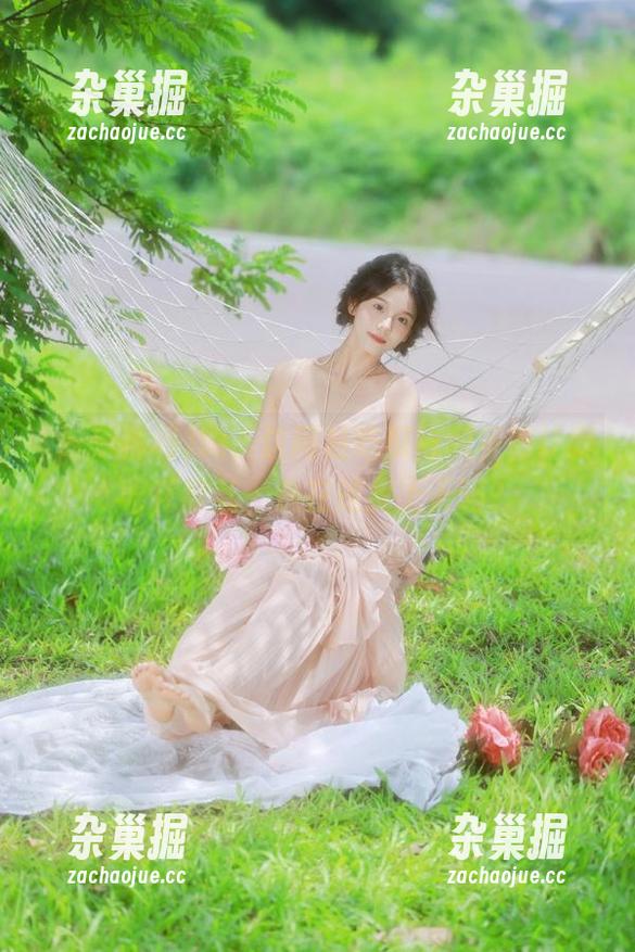 吃瓜福利 嗨,这网站吃瓜福利多得让我眼花缭乱,是在送我上天吗?