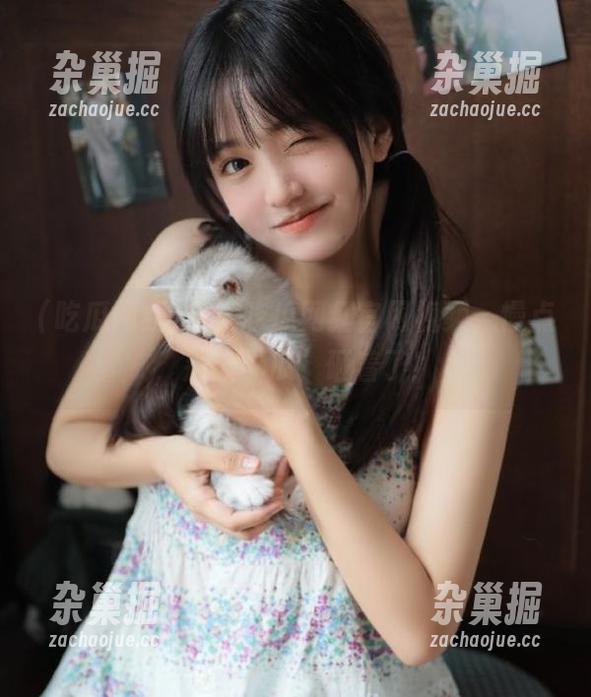下载吃瓜网红官网视频，慢点，别被“瓜”砸着了！