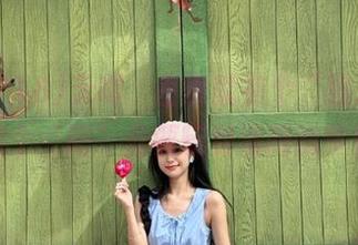 天哪，首页就有个“娱乐718”，这个“吧”是要玩到沸腾的节奏吗？