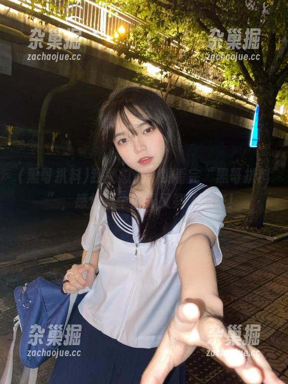 黑哥扒料 我就想说,观看完“黑哥扒料”,感觉整个世界又亮了起来!