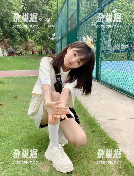 黑料51 迷失在黑料51的入口,脑海里充满了莫名的幻想…