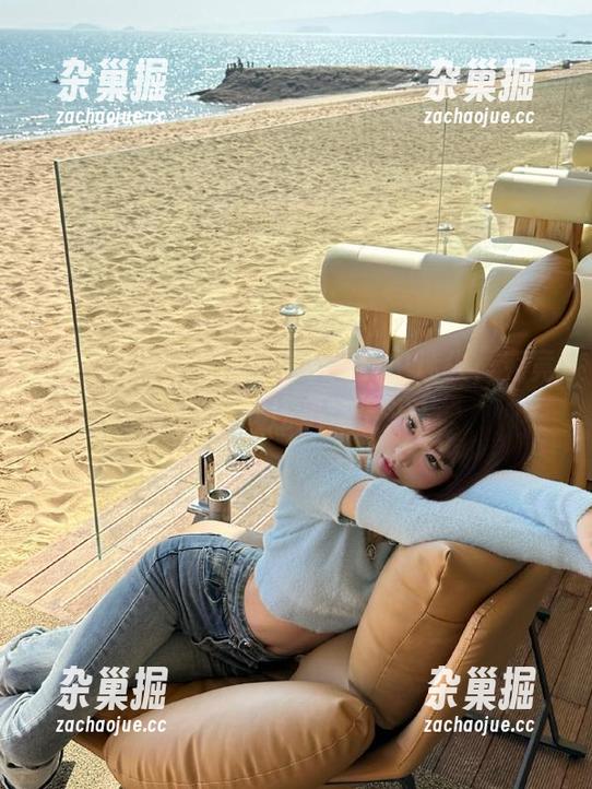 在黑料吃瓜网页中迷失，究竟是在找料还是在上头？