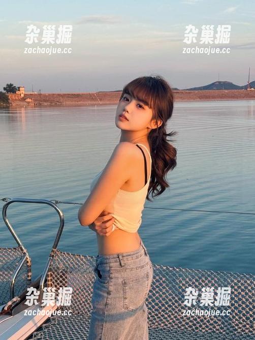 黑料吃瓜 黑料吃瓜网址带你在线散步八卦街,偶尔看到的老掉牙和刮目相看的鸡毛蒜皮!