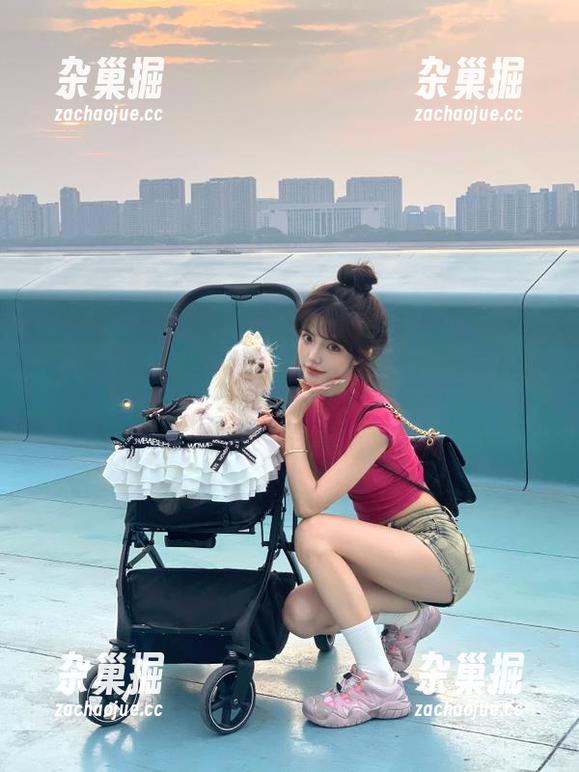 你花了多少钱进黑料吃瓜官网入口地址？我真的是心疼不已。
