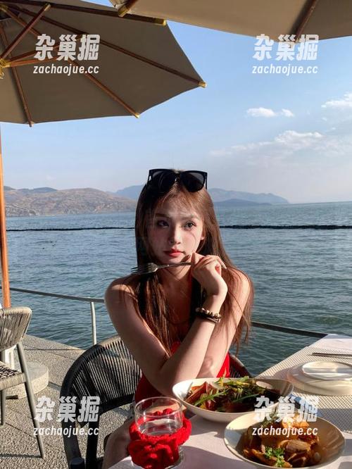 黑料吃瓜网站 首页被网红们“霸占”?!黑料吃瓜网站这一波操作666!