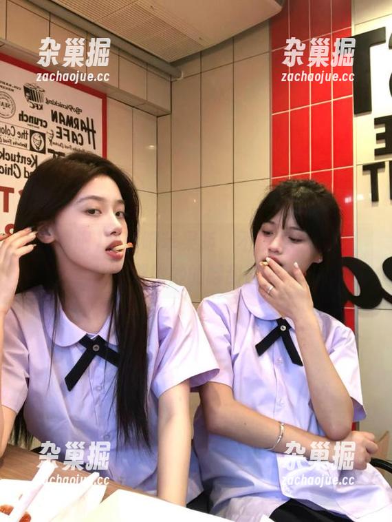黑料吧苹果版，不仅仅是信息，还有那微妙的酸甜苦辣。
