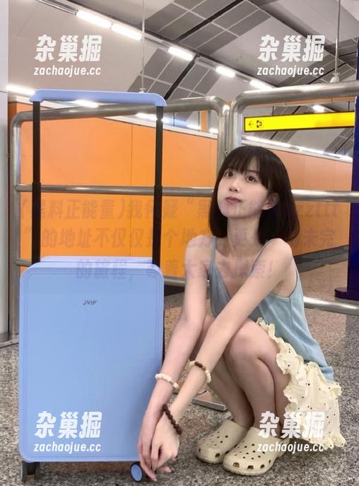 黑料正能量 我怀疑“黑料正能量zzzttt”的地址不仅仅是个地方,更是一场未完的旅程,等着大家去探索!