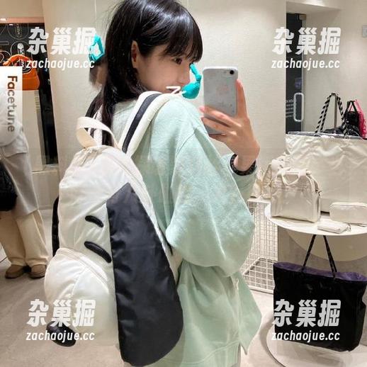 黑料社 果敢探访黑料社苹果版官网:当好奇与八卦碰撞,火花四溅!