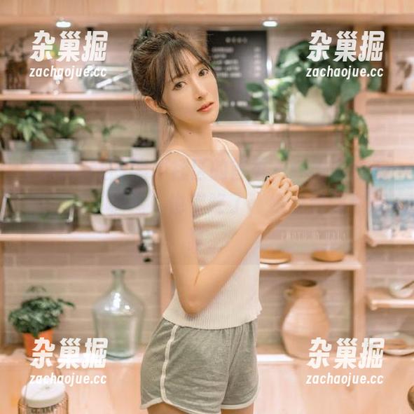 黑料社区 黑料社区的首页,今天不止有瓜,连“榴莲”也空降了,绝对甜到你疯狂。