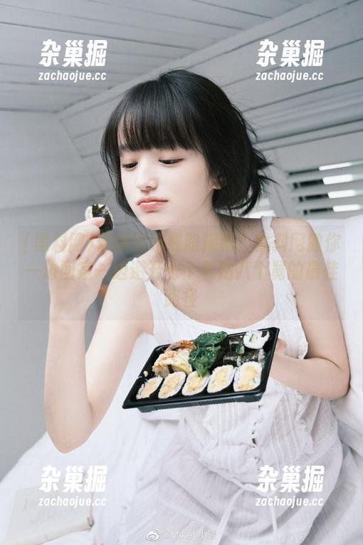 最新回家线路揭秘！黑料网教你一边回家一边避开七个表姑八个舅的最佳路径