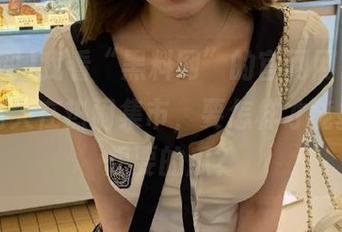 我看“黑料网”的官网网页，像极了迷失在热闹集市，要怎样才能找到我想要的瓜？