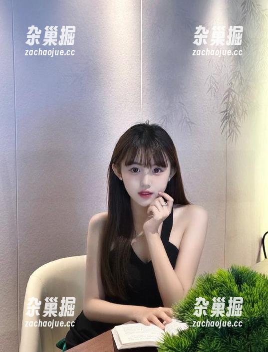 黑料网络 小心!登录黑料网络,在线观看的瓜比你想的还要大!